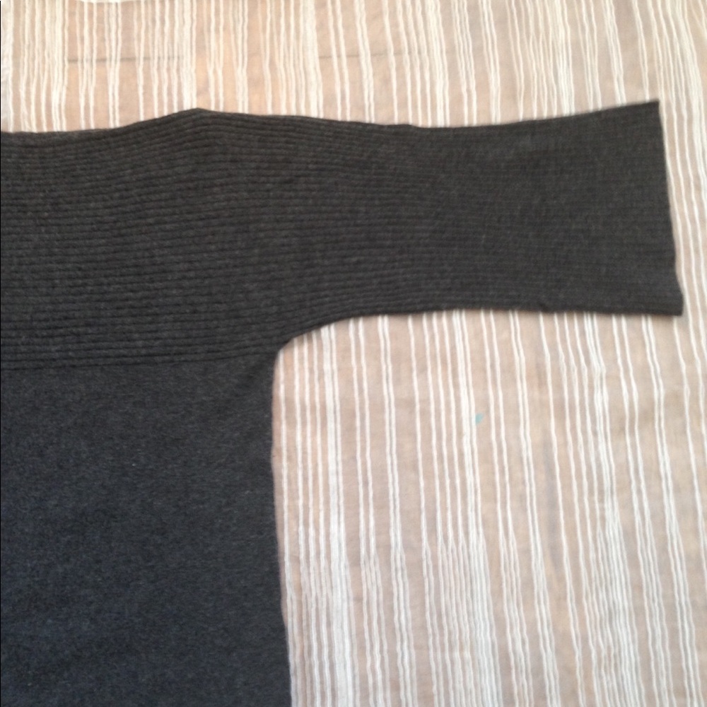AK 100% cashmere wide sleeve sweater - Picture 2 of 7